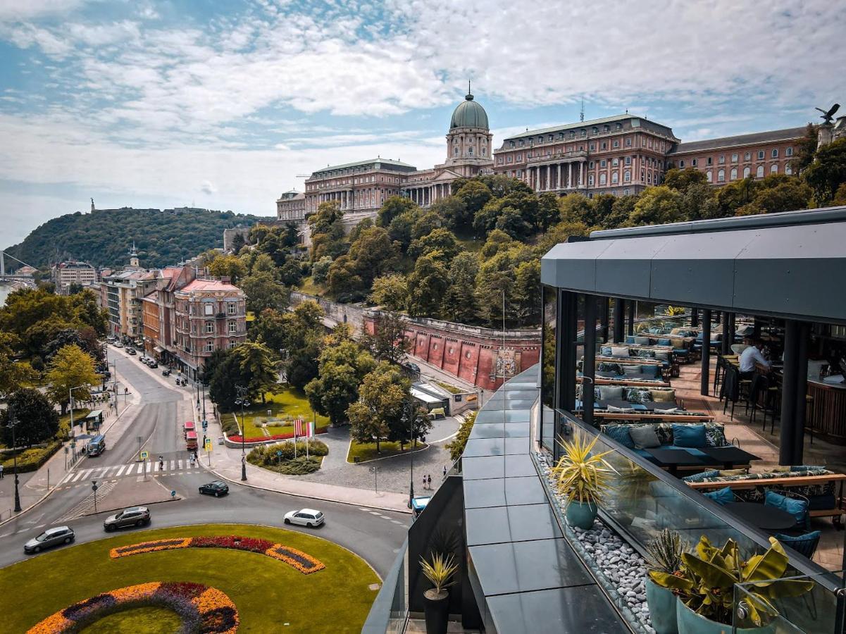 Hotel Clark Budapest - Adults Only Luaran gambar View of the Buda Castle from the hotel