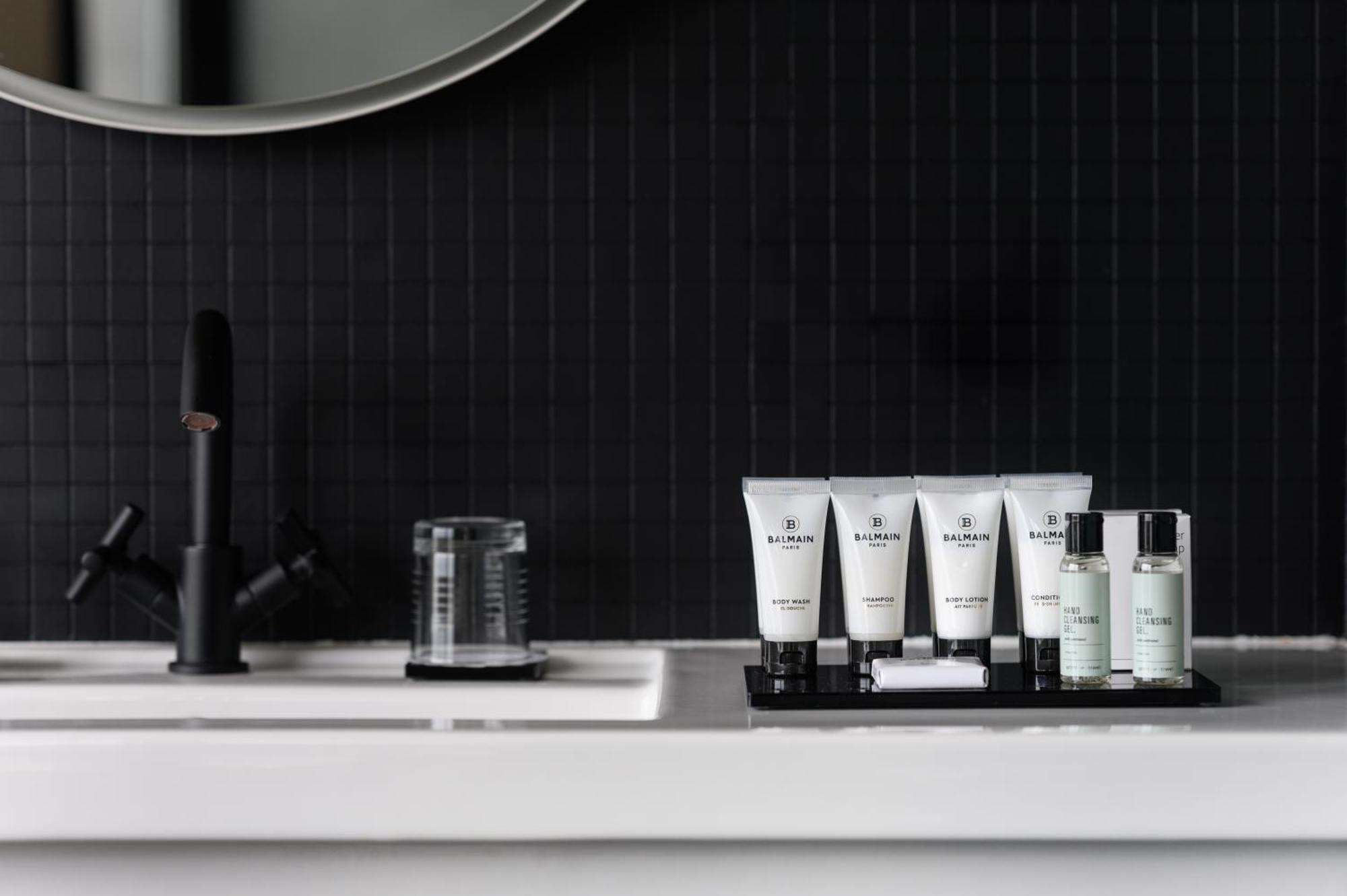 Hotel Clark Budapest - Adults Only Luaran gambar The White Company toiletries