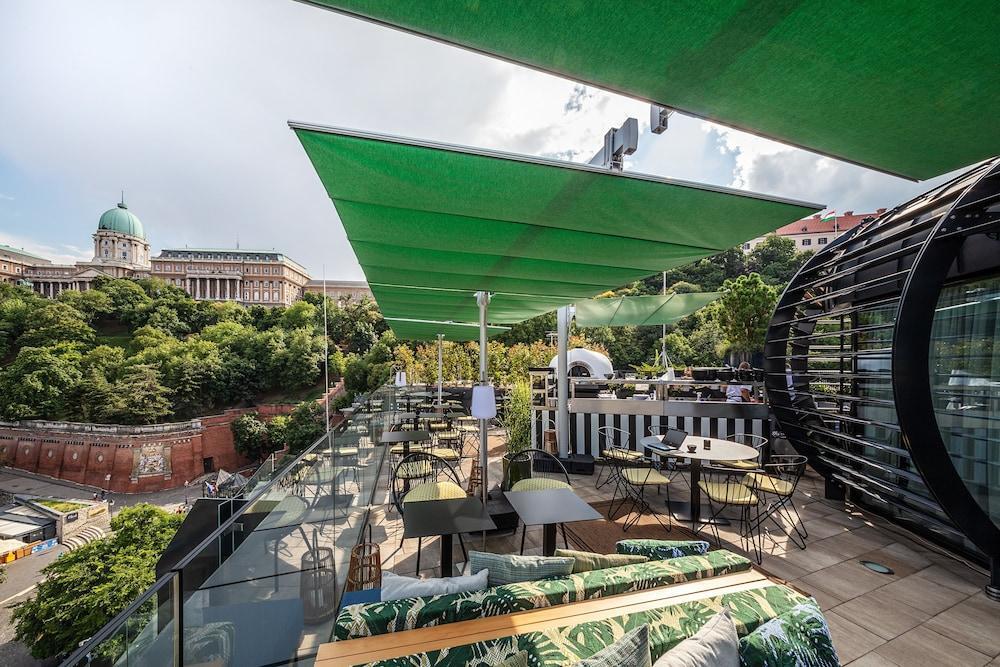 Hotel Clark Budapest - Adults Only Luaran gambar The rooftop terrace